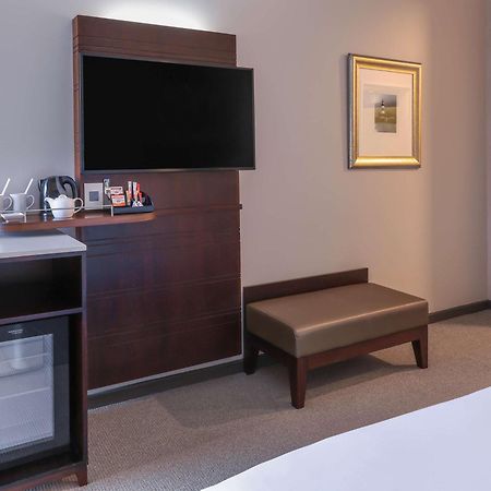 Garden Court East London Otel Dış mekan fotoğraf