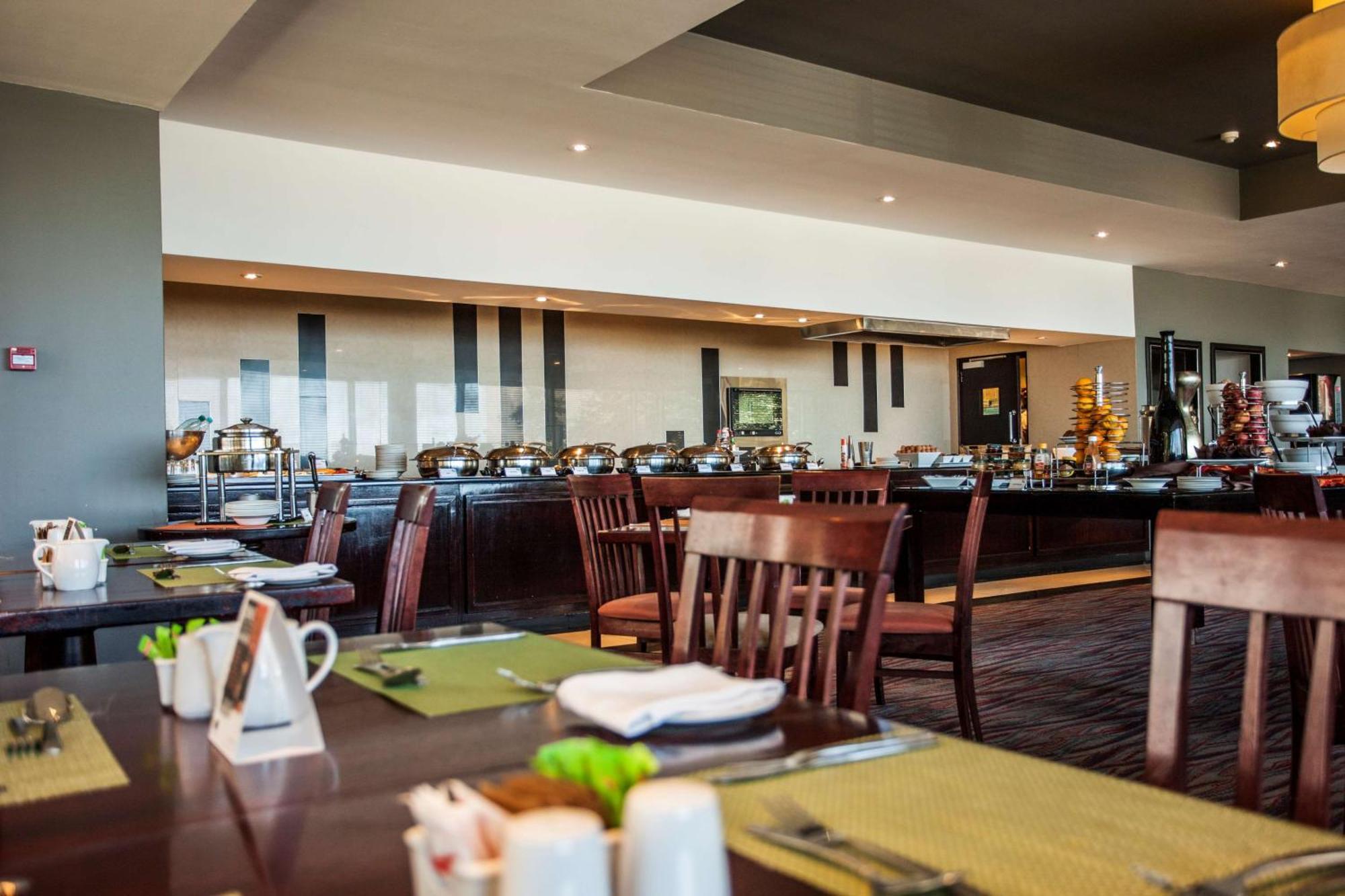 Garden Court East London Otel Dış mekan fotoğraf